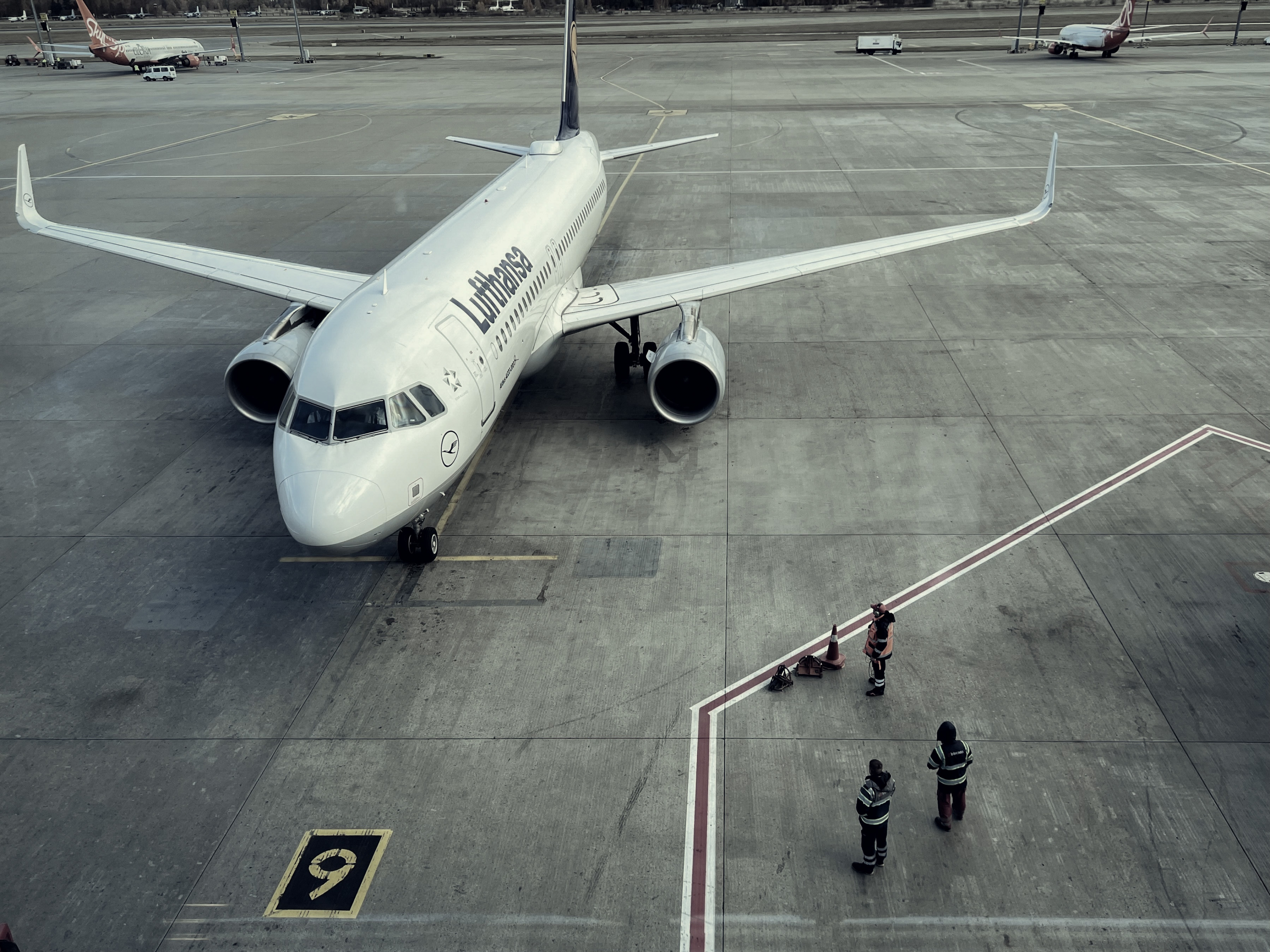 Lufthansa Group setzt ab Montag Flüge nach Kiew und Odessa aus